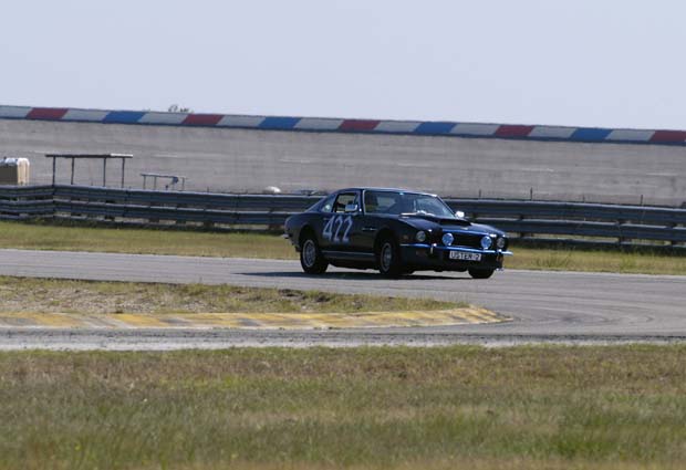  The Driver's Edge - Texas World Speedway - 2003 07 - track days Aston Martin V8 