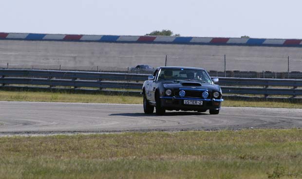  The Driver's Edge - Texas World Speedway - 2003 07 - track days Aston Martin V8 